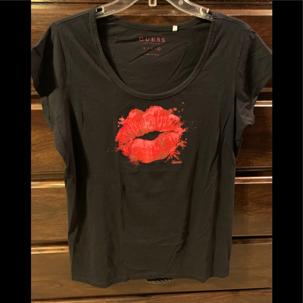 GUESS T-shirt